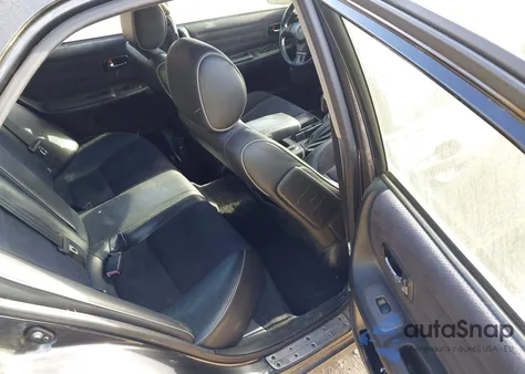 2002 Lexus Is 300 из США, поврежденный, VIN JTHBD192720063430